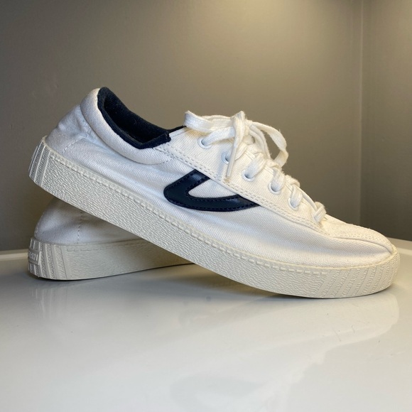 Tretorn Nylite Plus White Canvas Tennis Sneakers w/ Navy Blue 90s Retro - Size 7 - Picture 1 of 9